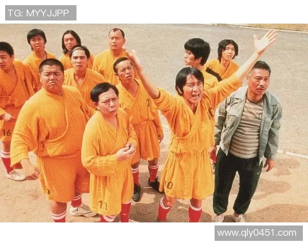 星爷少林足球经典舞蹈再现 网红曲引发全民模仿热潮